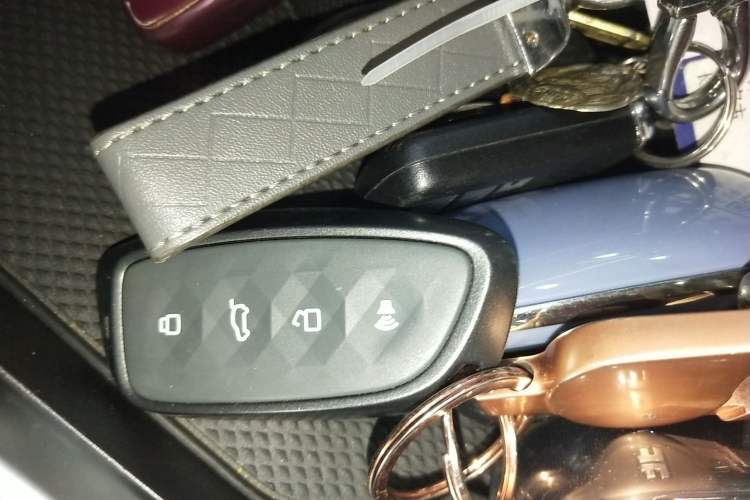 Used Haval H5 2023 2.0T Automatic 4x4 Innovation Edition – Diesel Vehicle Key