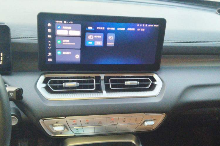 Used Haval H5 2023 2.0T Automatic Two-Wheel Drive LinkedIn Gasoline Audio And AC Panel