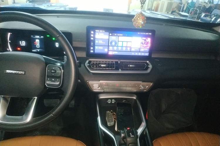 Used Haval H5 2023 2.0T Automatic Two-Wheel Drive LinkedIn Gasoline Audio And AC Panel
