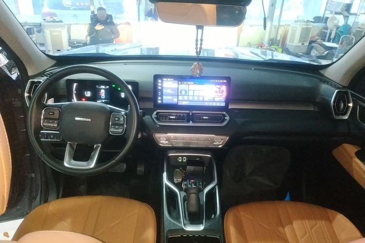Used Haval H5 2023 2.0T Automatic Two-Wheel Drive LinkedIn Gasoline Center Console