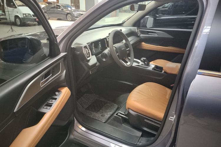 Used Haval H5 2023 2.0T Automatic 4x4 Innovation Edition – Diesel Driver Seat