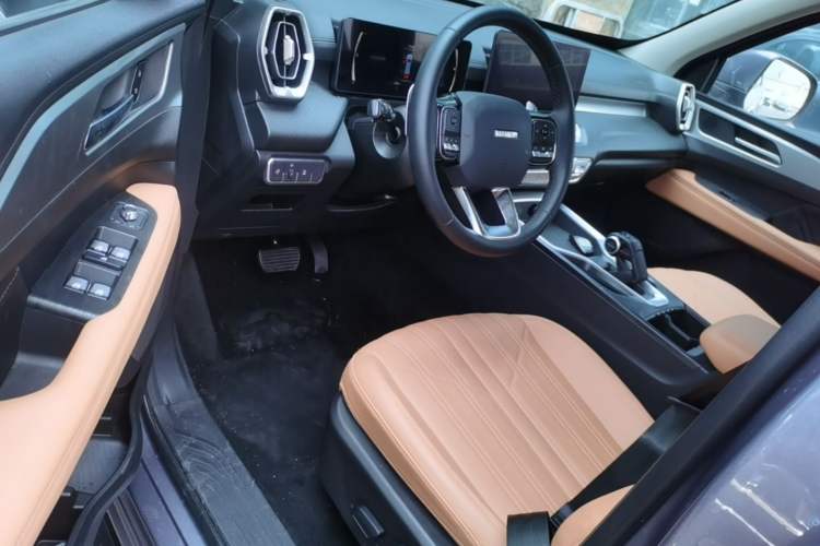 Used Haval H5 2023 2.0T Automatic All-Wheel Drive LinkedIn Gasoline Driver Seat