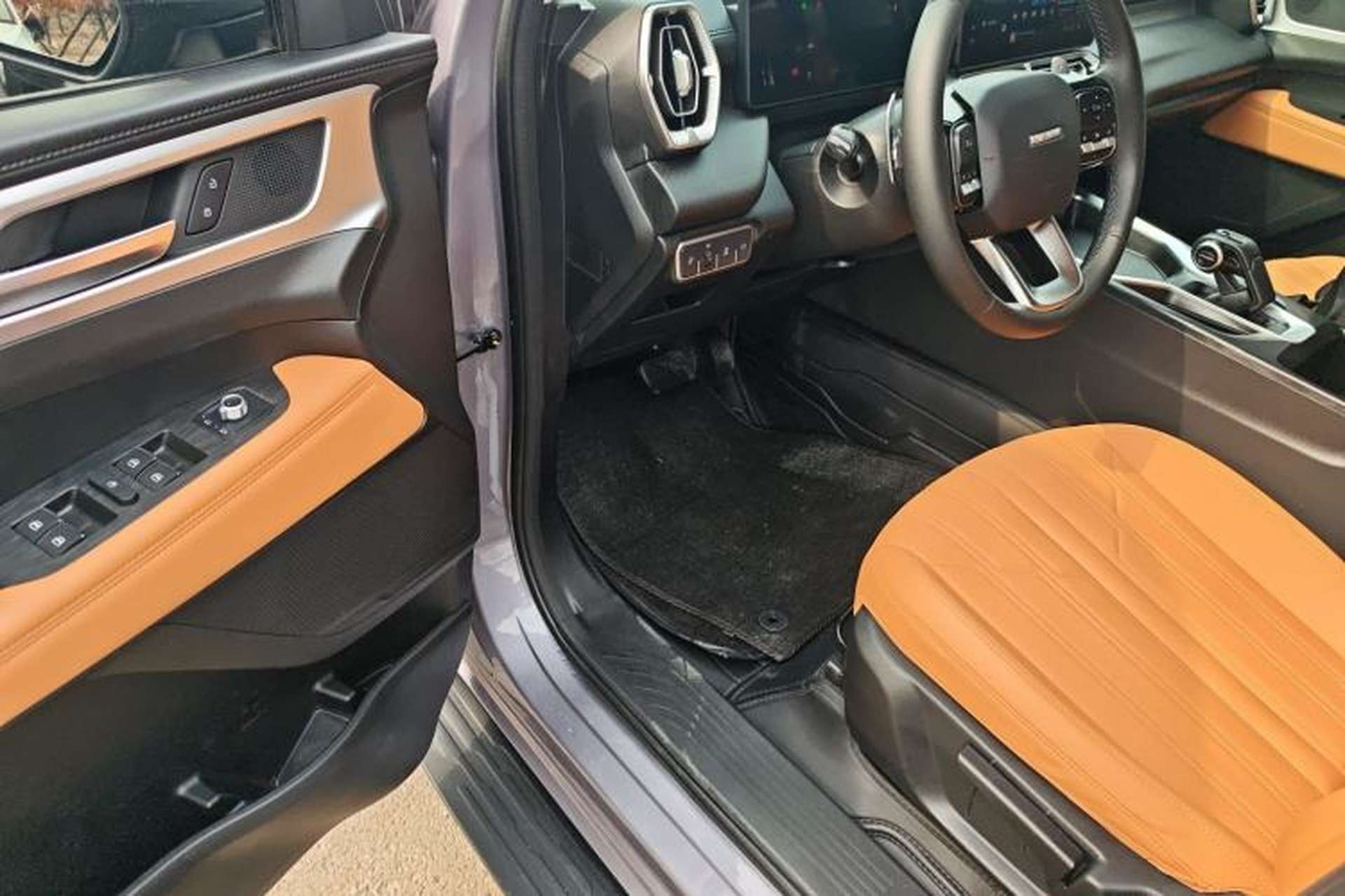 Used Haval H5 2023 2.0T Automatic 4x4 Innovation Edition – Diesel Driver Seat