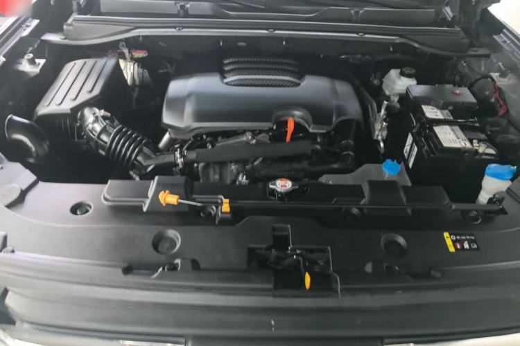 Used Haval H5 2023 2.0T Automatic All-Wheel Drive LinkedIn Gasoline Engine Bay