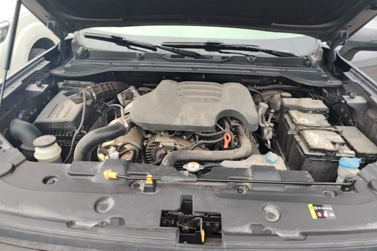 Used Haval H5 2023 2.0T Automatic 4x4 Innovation Edition – Diesel Engine Bay