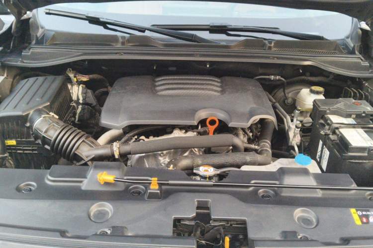 Used Haval H5 2023 2.0T Automatic Two-Wheel Drive LinkedIn Gasoline Engine Bay