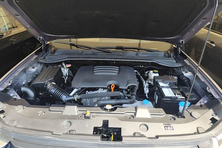 Used Haval H5 2023 2.0T Automatic All-Wheel Drive LinkedIn Gasoline Engine Bay