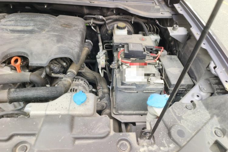 Used Haval H5 2023 2.0T Automatic All-Wheel Drive LinkedIn Gasoline Engine Bay Left