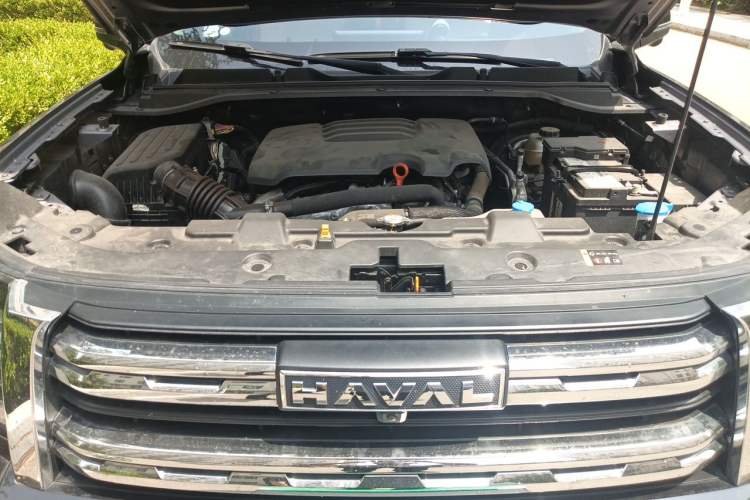 Used Haval H5 2023 2.0T Automatic All-Wheel Drive LinkedIn Gasoline Engine Bay