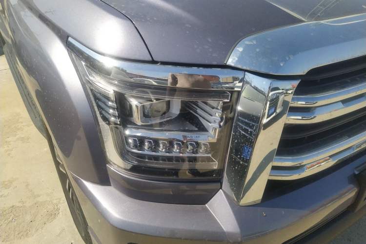 Used Haval H5 2023 2.0T Automatic Two-Wheel Drive LinkedIn Gasoline Exterior 8
