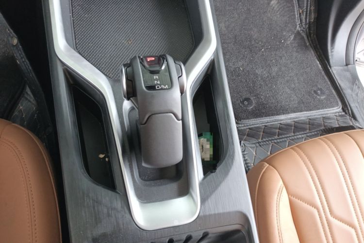 Used Haval H5 2023 2.0T Automatic All-Wheel Drive LinkedIn Gasoline Gear Lever