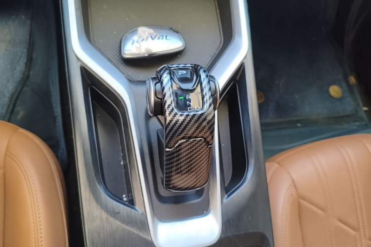 Used Haval H5 2023 2.0T Automatic All-Wheel Drive LinkedIn Gasoline Gear Lever