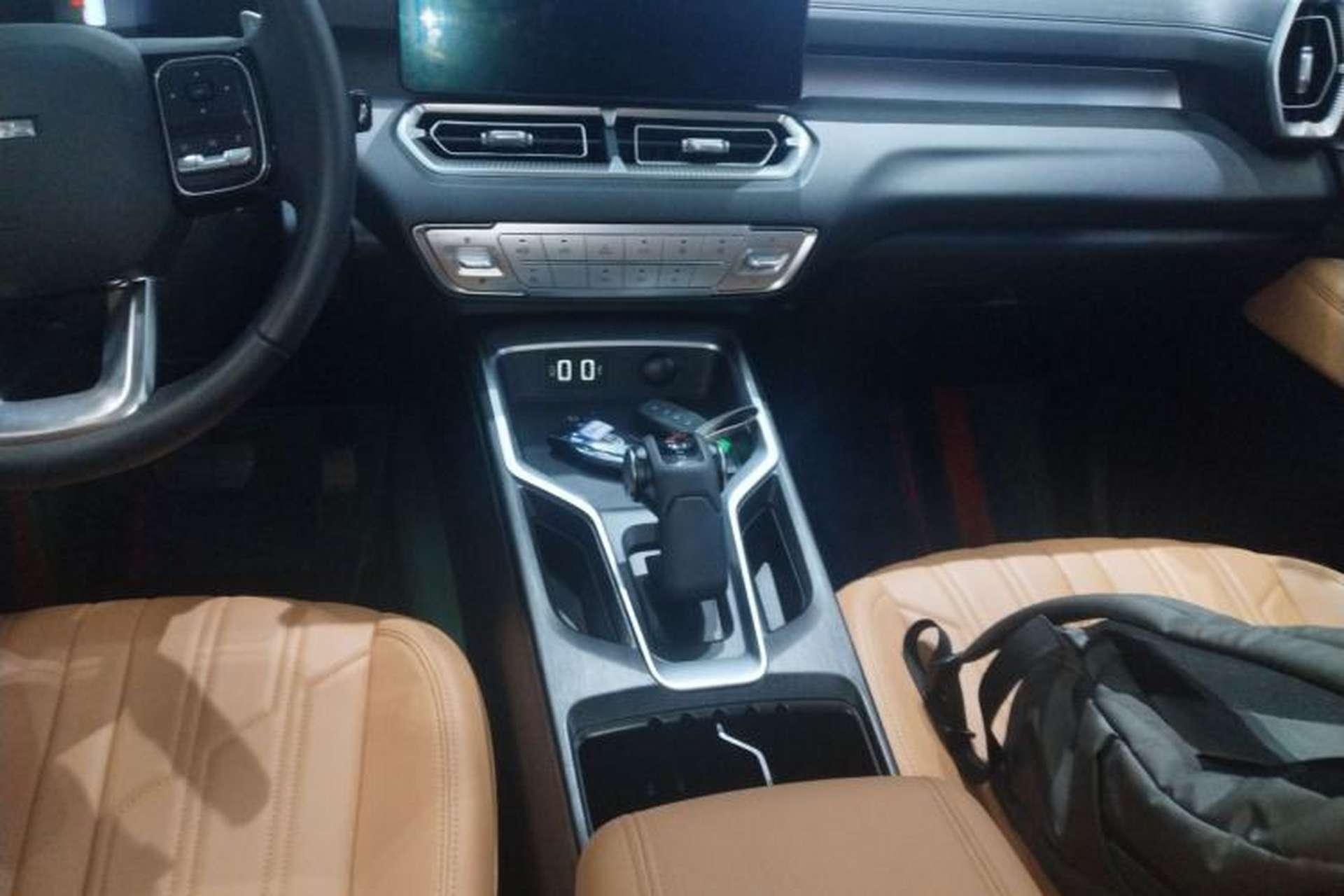 Used Haval H5 2023 2.0T Automatic All-Wheel Drive LinkedIn Gasoline Gear Lever
