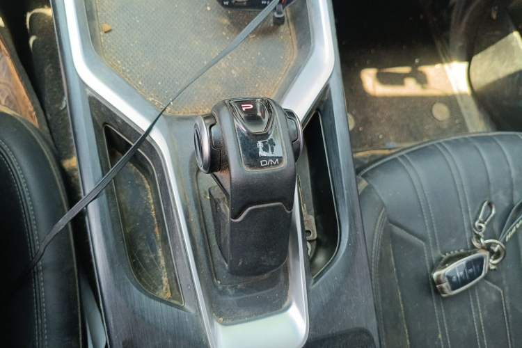 Used Haval H5 2023 2.0T Automatic All-Wheel Drive LinkedIn Gasoline Gear Lever