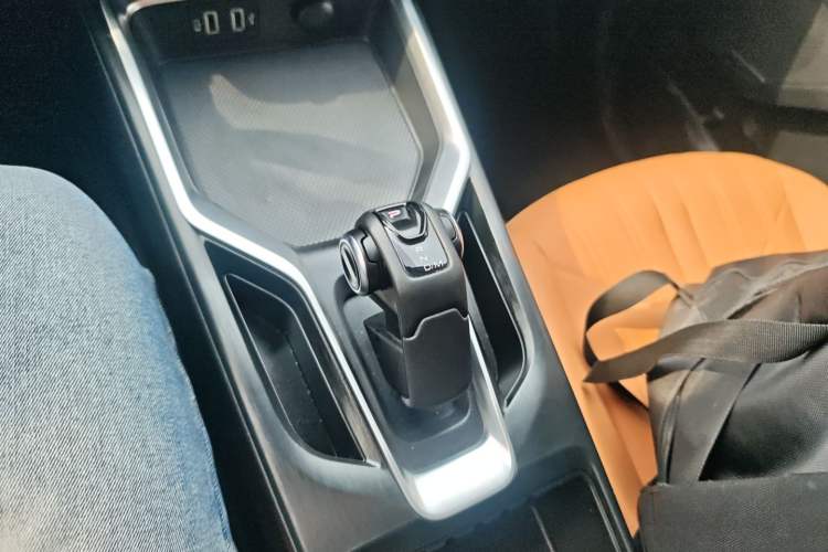 Used Haval H5 2023 2.0T Automatic 4x4 Innovation Edition – Diesel Gear Lever