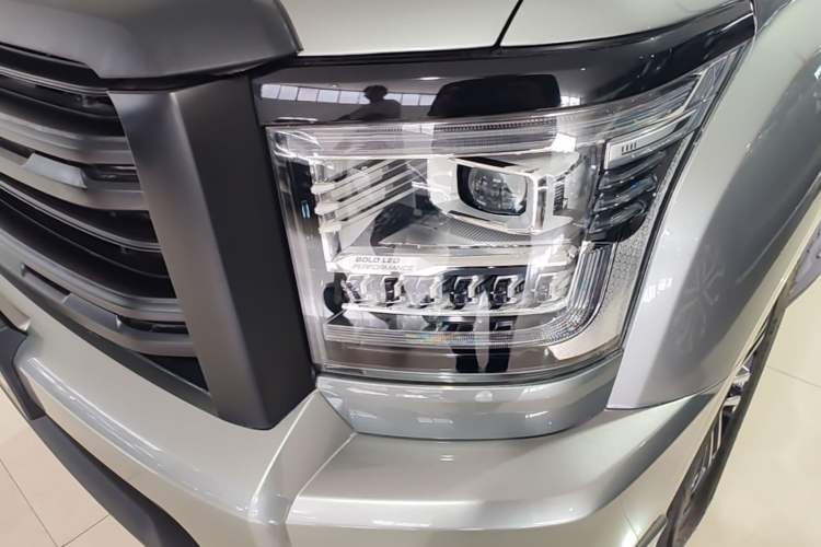Used Haval H5 2023 2.0T Automatic Two-Wheel Drive LinkedIn Gasoline Left Front Headlight