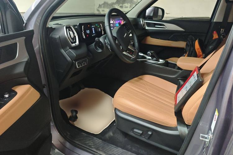 Used Haval H5 2023 2.0T Automatic Two-Wheel Drive LinkedIn Gasoline Left Front Seat