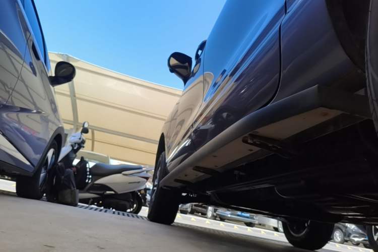 Used Haval H5 2023 2.0T Automatic All-Wheel Drive LinkedIn Gasoline Left Side Sill