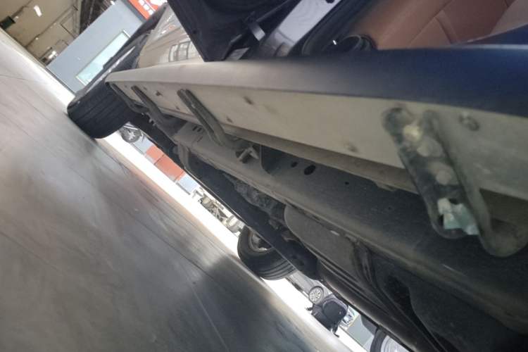 Used Haval H5 2023 2.0T Automatic 4x4 Innovation Edition – Diesel Left Side Sill