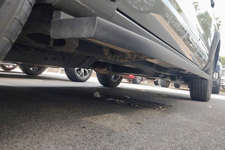 Used Haval H5 2023 2.0T Automatic All-Wheel Drive LinkedIn Gasoline Left Side Sill