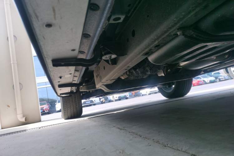Used Haval H5 2023 2.0T Automatic All-Wheel Drive LinkedIn Gasoline Left Side Sill