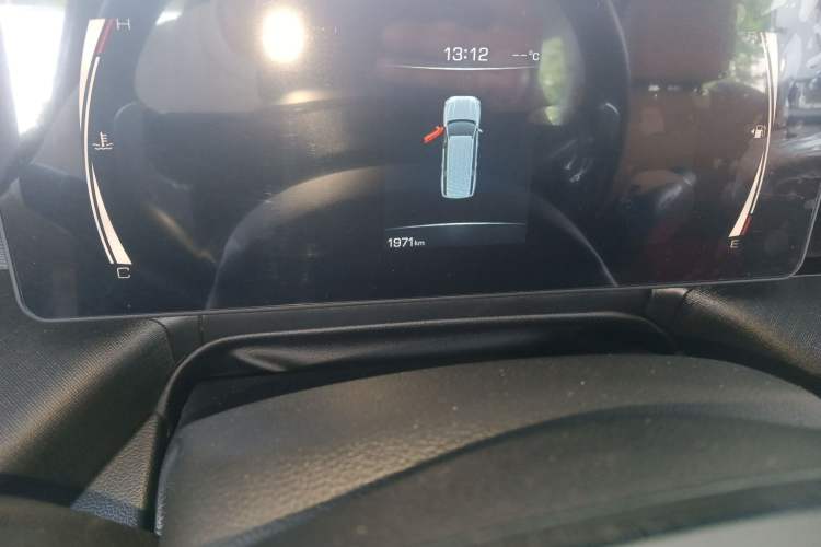 Used Haval H5 2023 2.0T Automatic All-Wheel Drive LinkedIn Gasoline Odometer Close Up
