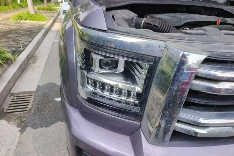 Used Haval H5 2023 2.0T Automatic All-Wheel Drive LinkedIn Gasoline Right Front Headlight