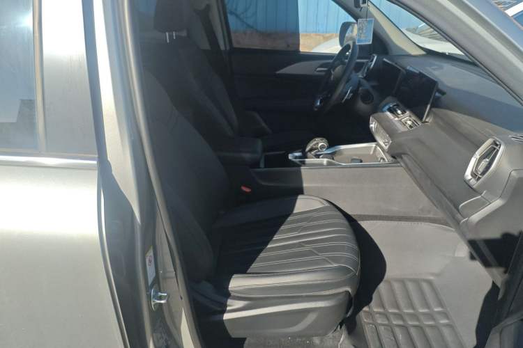 Used Haval H5 2023 2.0T Automatic All-Wheel Drive LinkedIn Gasoline Right Front Seat