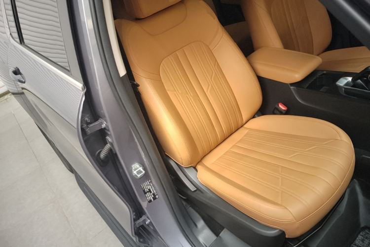 Used Haval H5 2023 2.0T Automatic 4x4 Innovation Edition – Diesel Right Front Seat