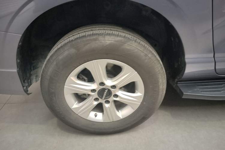 Used Haval H5 2023 2.0T Automatic 4x4 Innovation Edition – Diesel Right Rear Wheel Hub