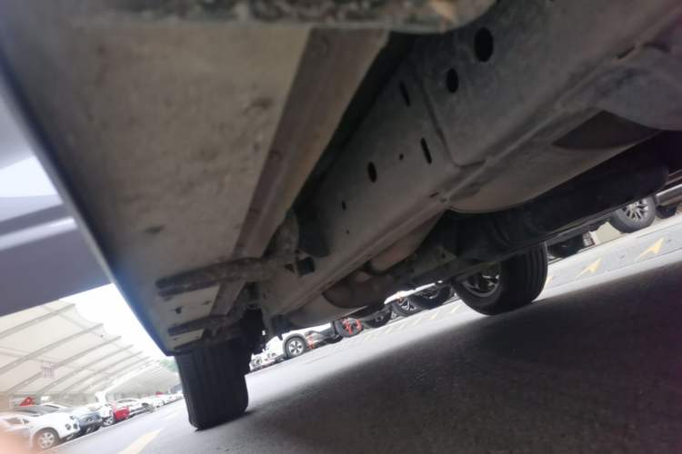 Used Haval H5 2023 2.0T Automatic All-Wheel Drive LinkedIn Gasoline Right Side Sill