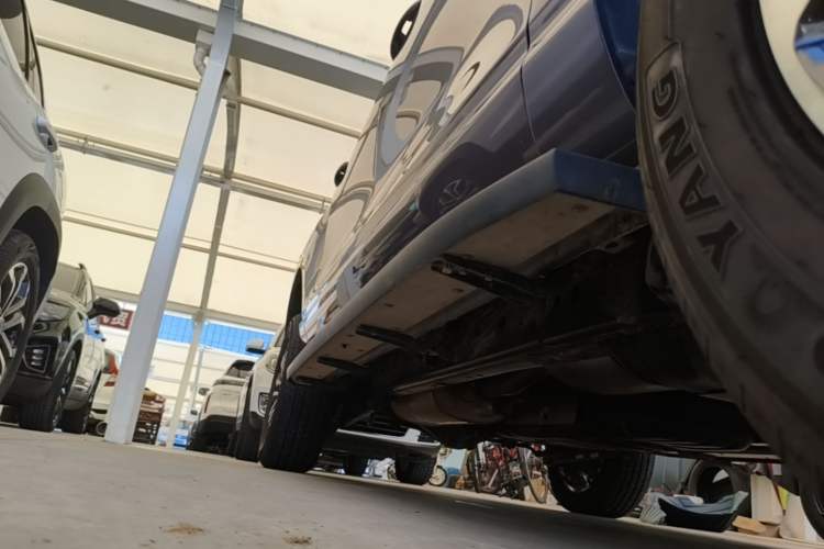 Used Haval H5 2023 2.0T Automatic All-Wheel Drive LinkedIn Gasoline Right Side Sill
