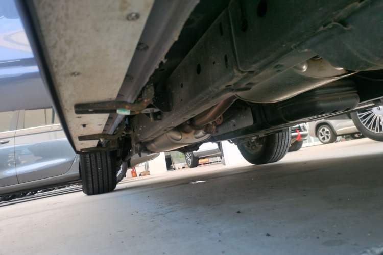 Used Haval H5 2023 2.0T Automatic All-Wheel Drive LinkedIn Gasoline Right Side Sill
