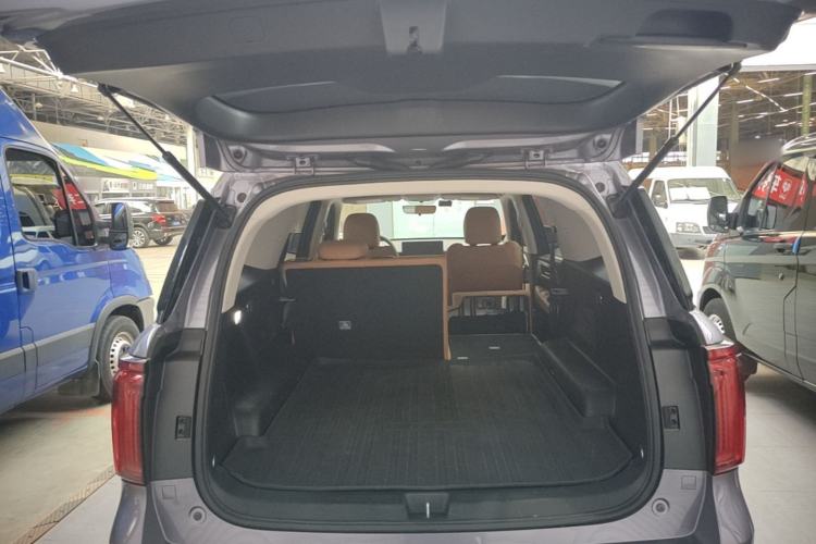 Used Haval H5 2023 2.0T Automatic 4x4 Innovation Edition – Diesel Trunk