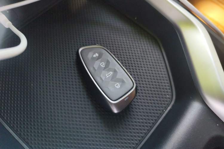 Used Haval H5 2023 2.0T Automatic All-Wheel Drive LinkedIn Gasoline Vehicle Key