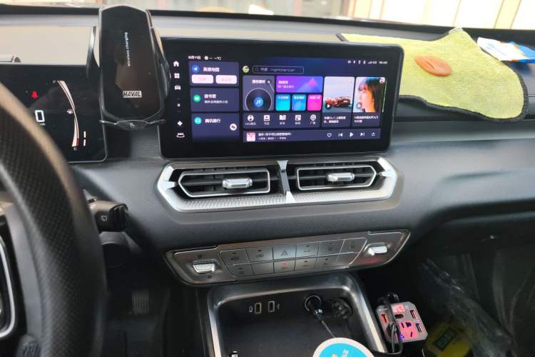 Used Haval H5 2023 2.0T Automatic 4x4 Innovation Edition – Diesel Audio And AC Panel