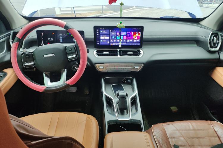 Used Haval H5 2023 2.0T Automatic 4x4 Innovation Edition – Diesel Center Console