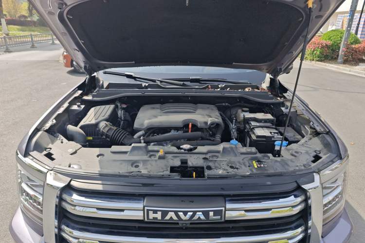 Used Haval H5 2023 2.0T Automatic All-Wheel Drive LinkedIn Gasoline Engine Bay