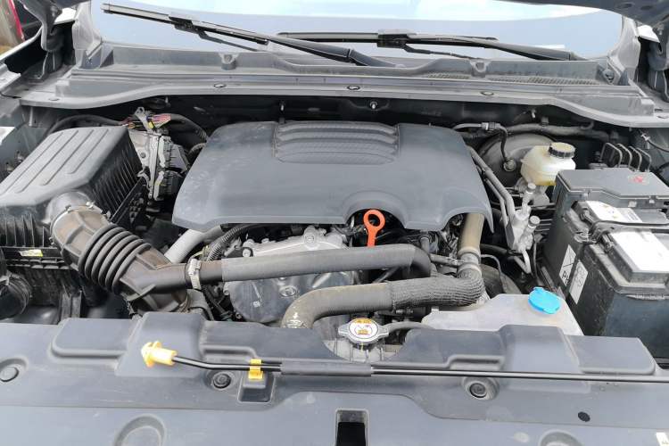 Used Haval H5 2023 2.0T Automatic All-Wheel Drive LinkedIn Gasoline Engine Bay