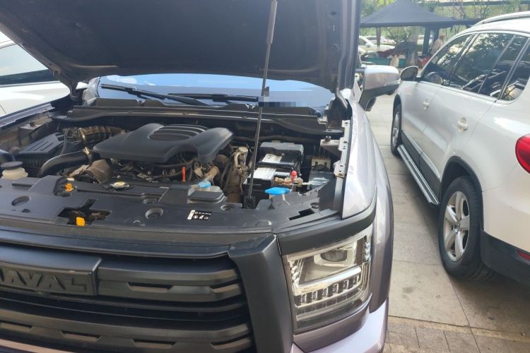Used Haval H5 2023 2.0T Automatic 4x4 Innovation Edition – Diesel Engine Bay Left