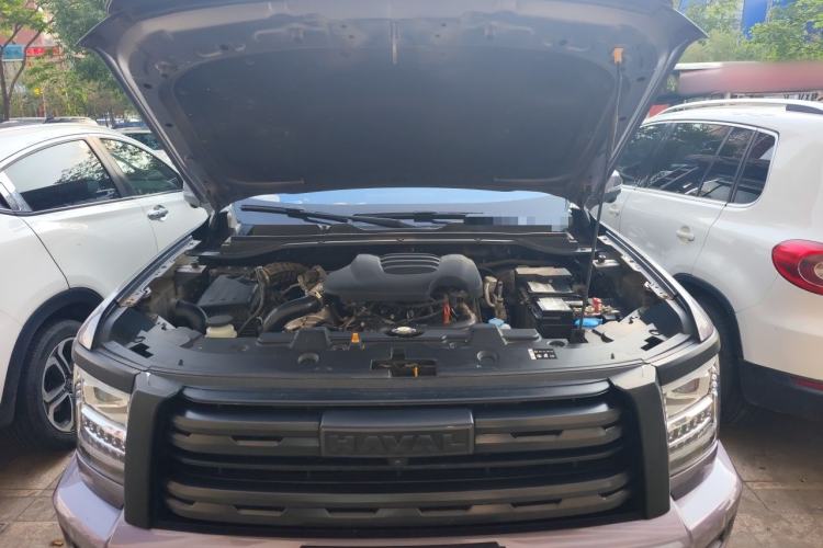 Used Haval H5 2023 2.0T Automatic 4x4 Innovation Edition – Diesel Engine Bay