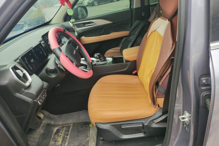 Used Haval H5 2023 2.0T Automatic 4x4 Innovation Edition – Diesel Left Front Seat