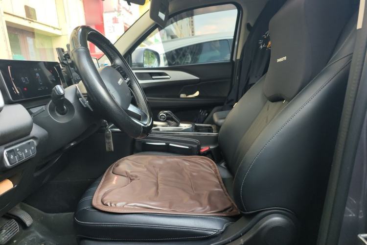 Used Haval H5 2023 2.0T Automatic 4x4 Innovation Edition – Diesel Left Front Seat