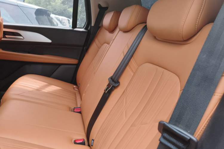 Used Haval H5 2023 2.0T Automatic All-Wheel Drive LinkedIn Gasoline Left Rear Seat