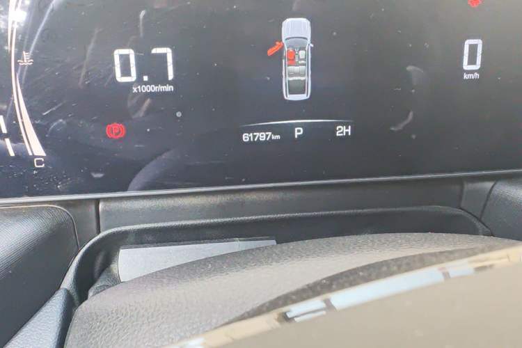 Used Haval H5 2023 2.0T Automatic 4x4 Innovation Edition – Diesel Odometer Close Up