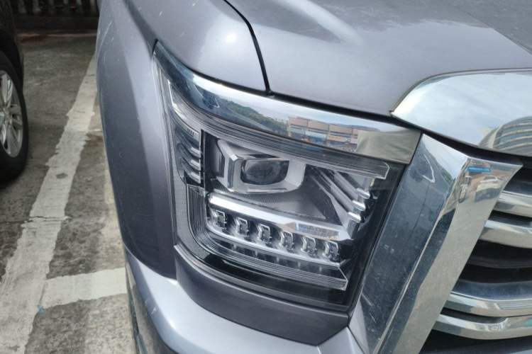 Used Haval H5 2023 2.0T Automatic All-Wheel Drive LinkedIn Gasoline Right Front Headlight