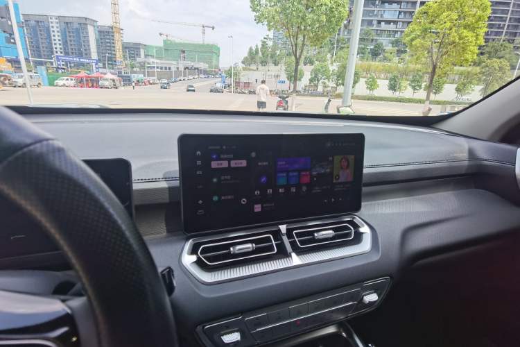 Used Haval H5 2023 2.0T Automatic 4x4 Innovation Edition – Diesel Audio And AC Panel