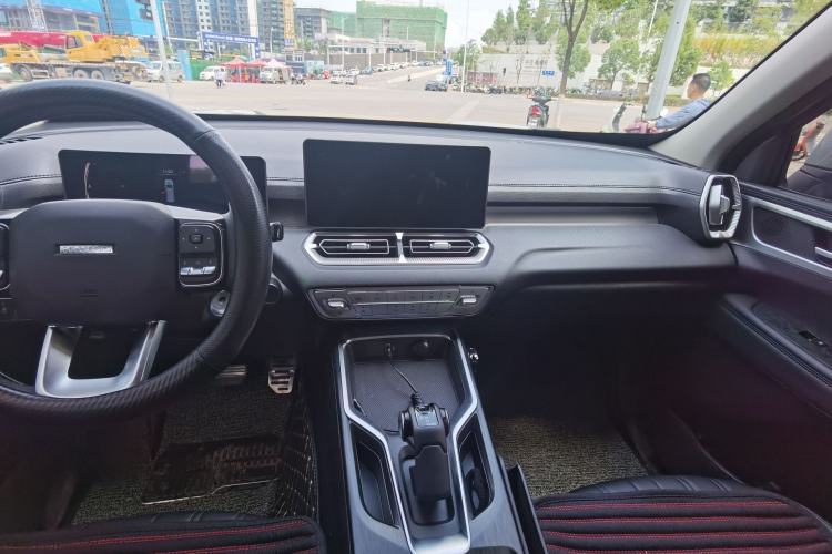 Used Haval H5 2023 2.0T Automatic 4x4 Innovation Edition – Diesel Center Console