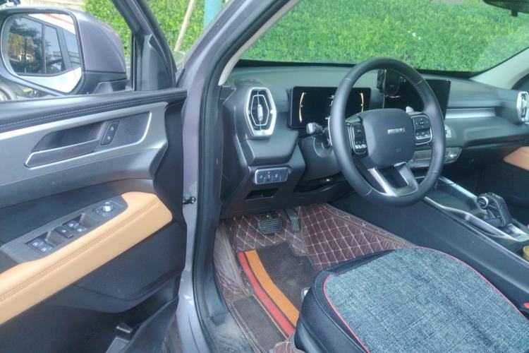 Used Haval H5 2023 2.0T Automatic Two-Wheel Drive LinkedIn Gasoline Driver Seat