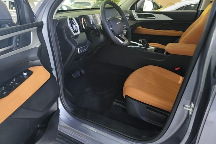 Used Haval H5 2023 2.0T Automatic 4x4 Innovation Edition – Diesel Driver Seat